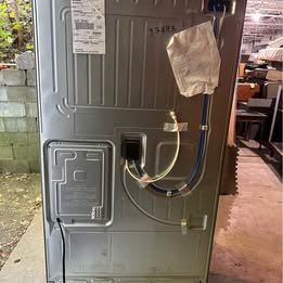 Samsung refrigerator 2014 model lightly use