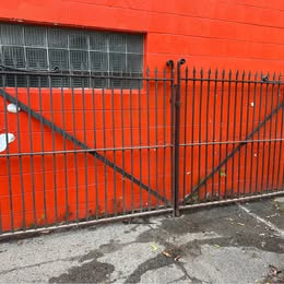 Antique driveway gate steel 18 century
