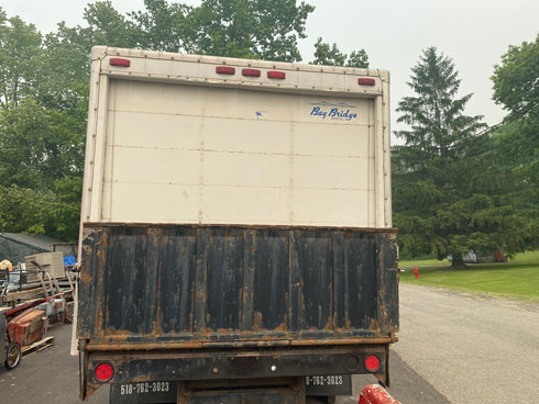 2003 F550 DELIVERY BOX TRUCK