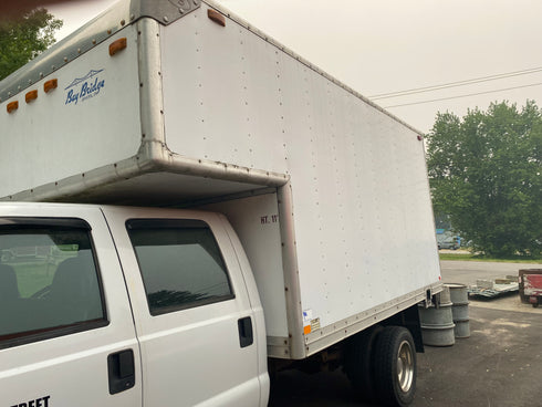 2003 F550 DELIVERY BOX TRUCK